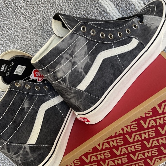 Vans “ Sk8-Hi Tapered Denim Destroy Black Marshmallow WMNS - Picture 15 of 16